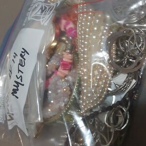 Sneak Peek JEWELRY Mystery BAG #14 25-pc Lot